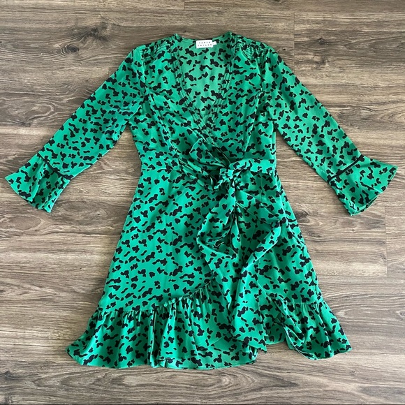TANYA TAYLOR Green Ruffled Wrap holiday dress - Picture 2 of 9